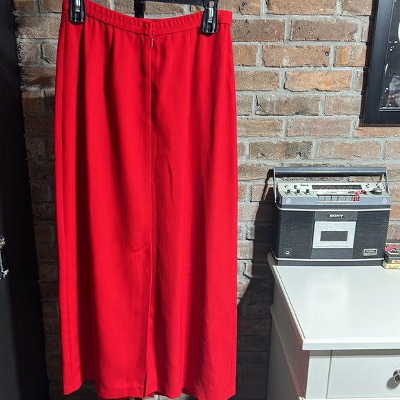 Vintage | size 8 | Red | Cynthia Howie | Pleated | A-line skirt - Picture 13 of 16
